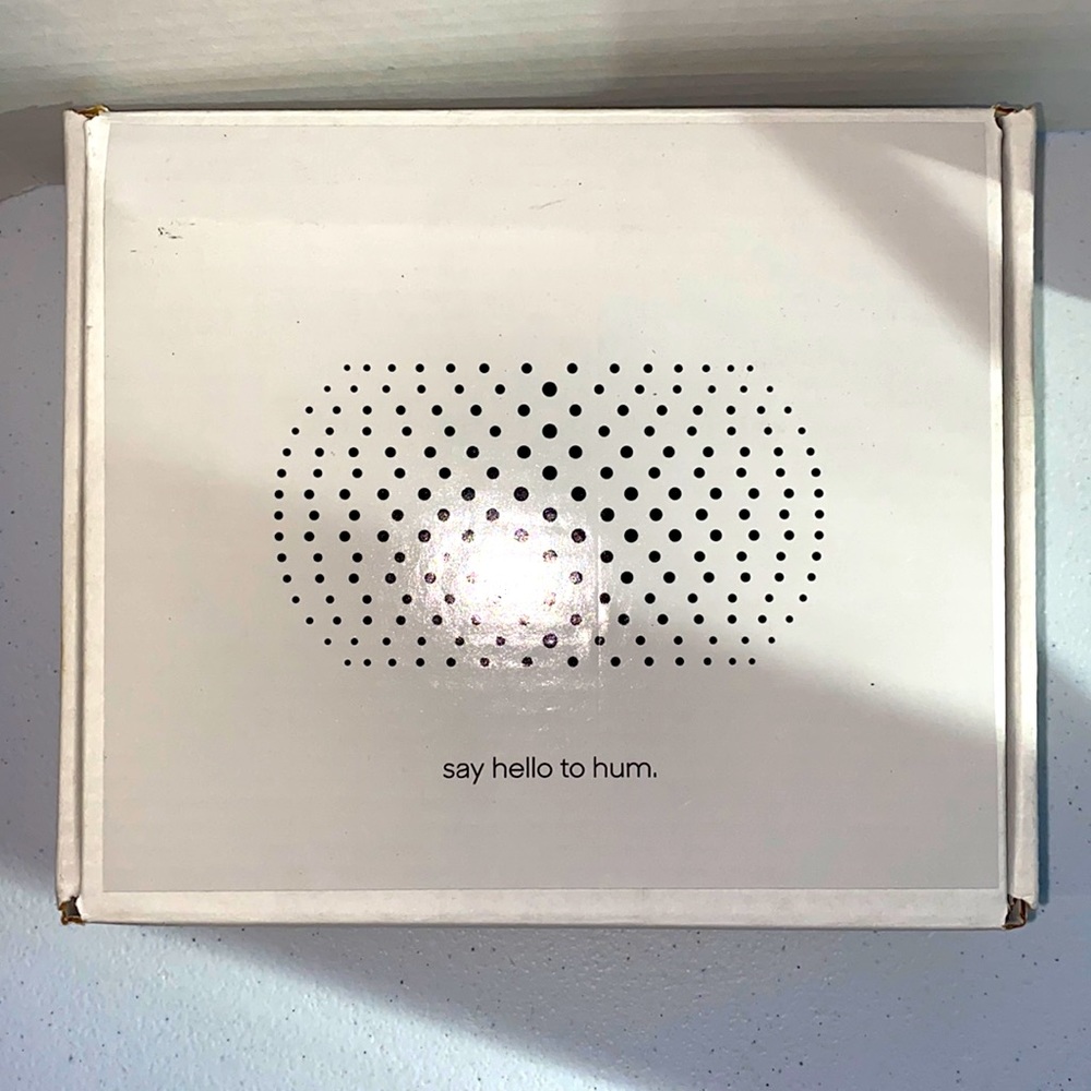 Verizon/Apple Hum -| Color: Black